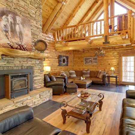 Lakeside Cabin On 2 Acres With Fire Pit And Hot Tub! Pinetop-Lakeside Exterior photo
