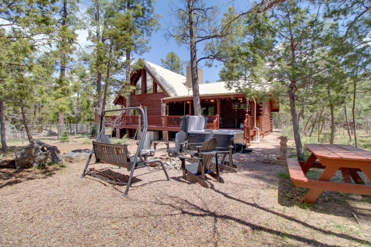 Lakeside Cabin On 2 Acres With Fire Pit And Hot Tub! Pinetop-Lakeside Exterior photo