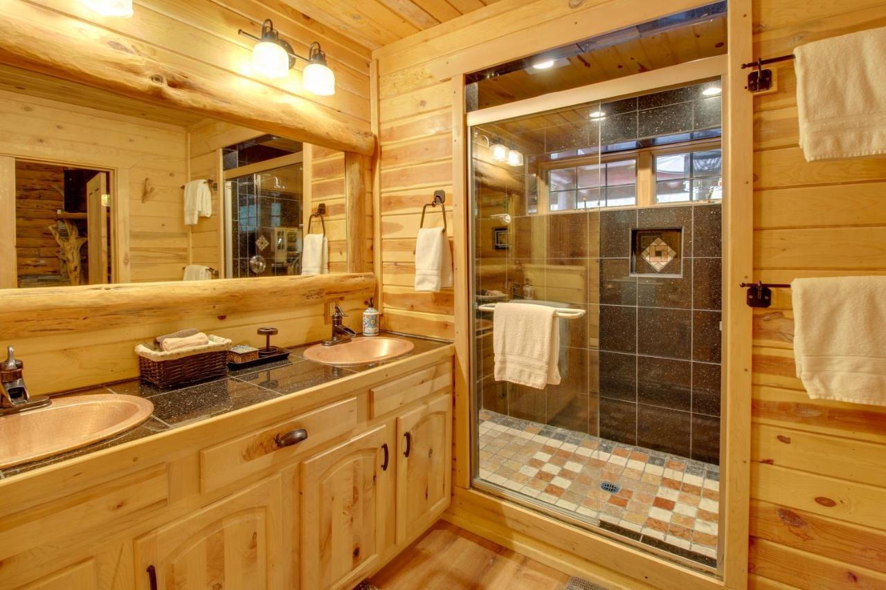 Lakeside Cabin On 2 Acres With Fire Pit And Hot Tub! Pinetop-Lakeside Exterior photo
